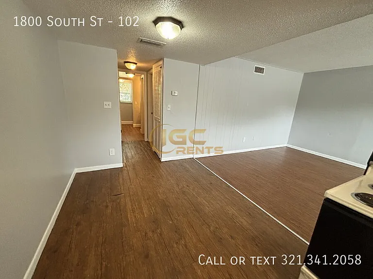 1800 South St #102 — Photo 8