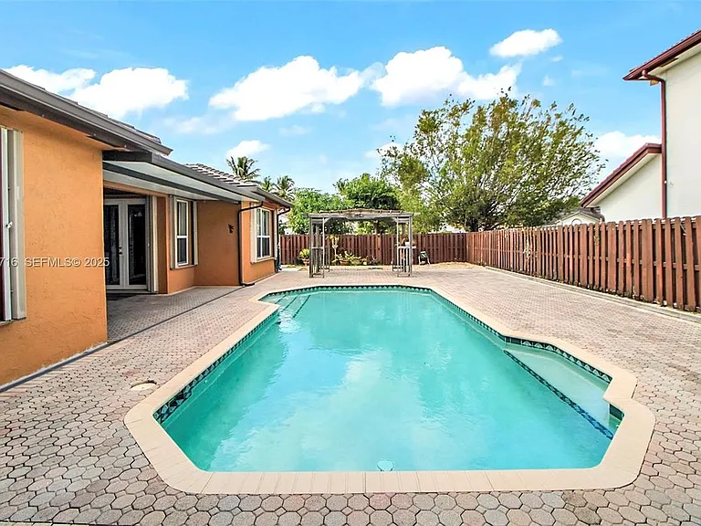 15875 SW 149th Ln — Photo 15