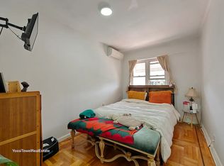 335 Remsen Ave #3B, Brooklyn, NY 11212