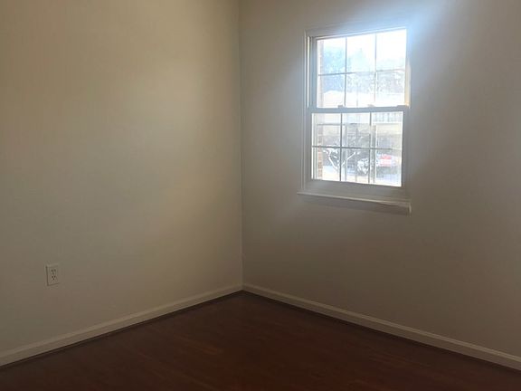 4th image of 8223 Averill Ct