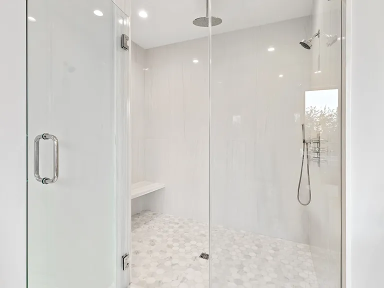 240 Head Of Pond Rd — Photo 24