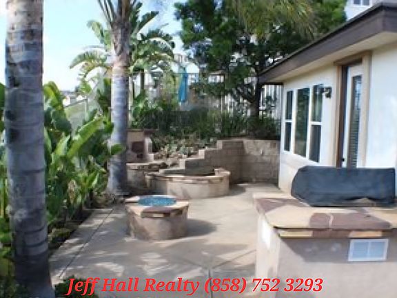 2nd image of 1576 Loma Alta Dr