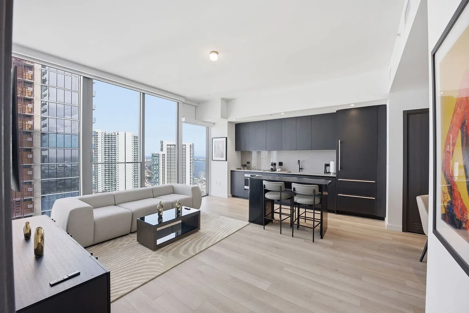 1 bed, 1.0 bath, 796 sqft, $7,537 — Photo 1