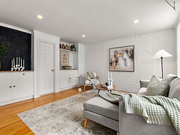 5th image of 17 Bowdoin St APT 4AB