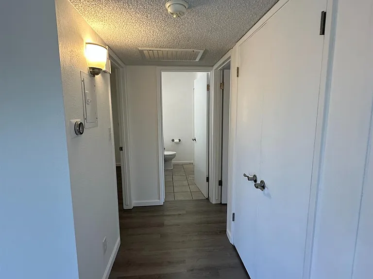 1415 E Rialto Ave #104 — Photo 10
