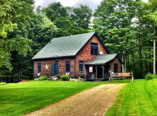 42 Jourdan Rd, Montgomery, MA 01085