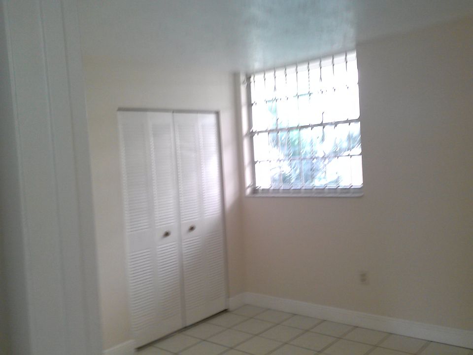 1st image of 10090 NW 80th Ct APT 1352