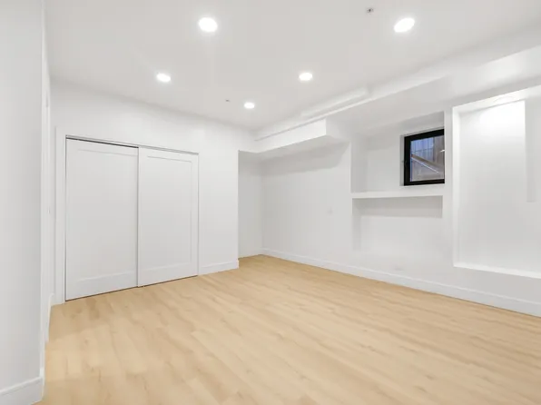 114 Pine Street image 2 of 16