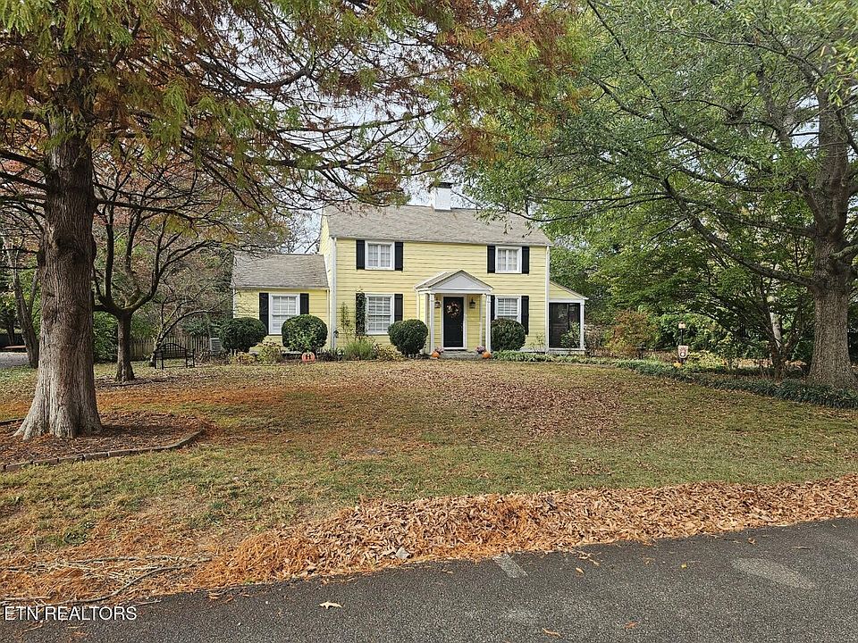 2nd image of 1109 Melvin Ave