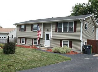 12 Lloyd Ave, Warwick, RI 02889