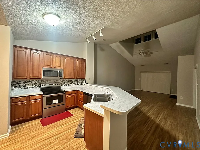 5442 Fuller Dr — Photo 24