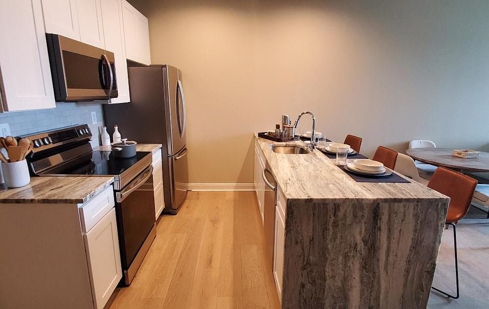 2124 Arch St Philadelphia PA Zillow
