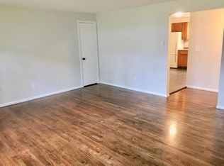 280 E Main St APT B3, Clinton, CT 06413