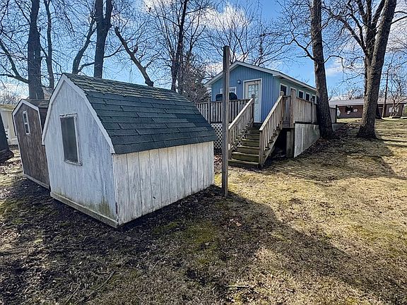 4th image of 5/492 Woodhaven Dr E