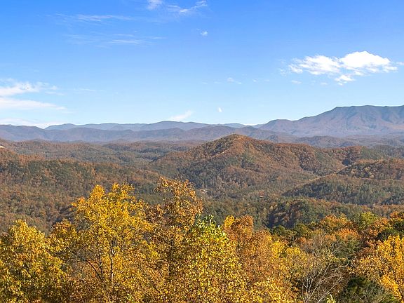 2nd image of 714 Shell Mountain Rd