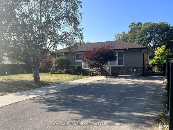 376 Ashbury Rd, Oakville, ON L6K 2M7