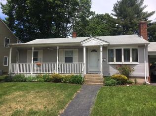 36 Sophia Dr, Warwick, RI 02886