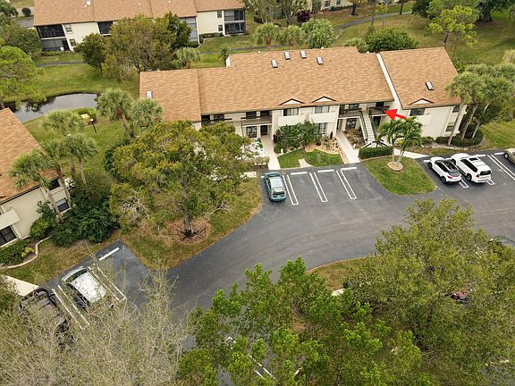 2nd image of 3360 Lucerne Park Dr