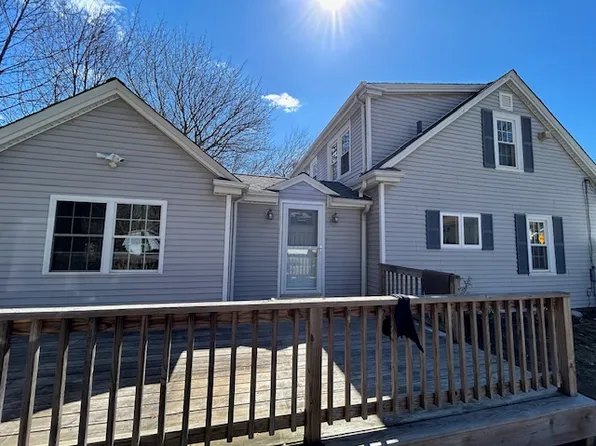 171 Mendon Rd, Attleboro, MA 02703