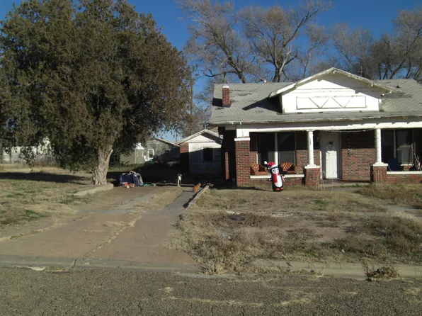 104-108 S Ash St, Plainview, TX 79072