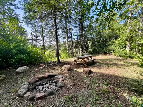 26 Cp Rd #X, Finland, MN 55603