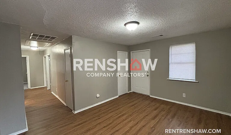 3149 University St — Photo 7