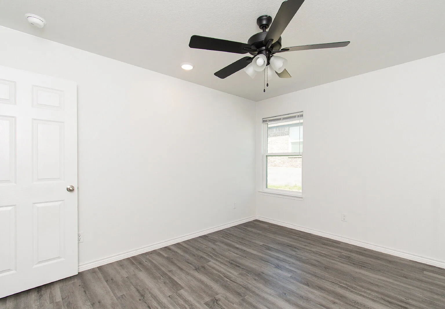 3 bed, 2.0 bath, 1278 sqft, $1,475 — Photo 4