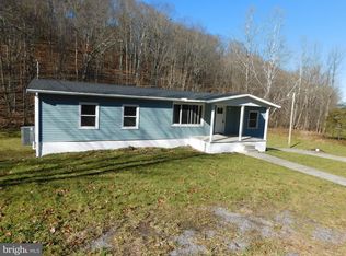 855 Shippy Rd, Manns Choice, PA 15550