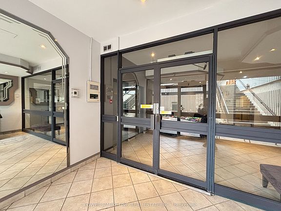 5th image of 158 B McArthur Ave #1604
