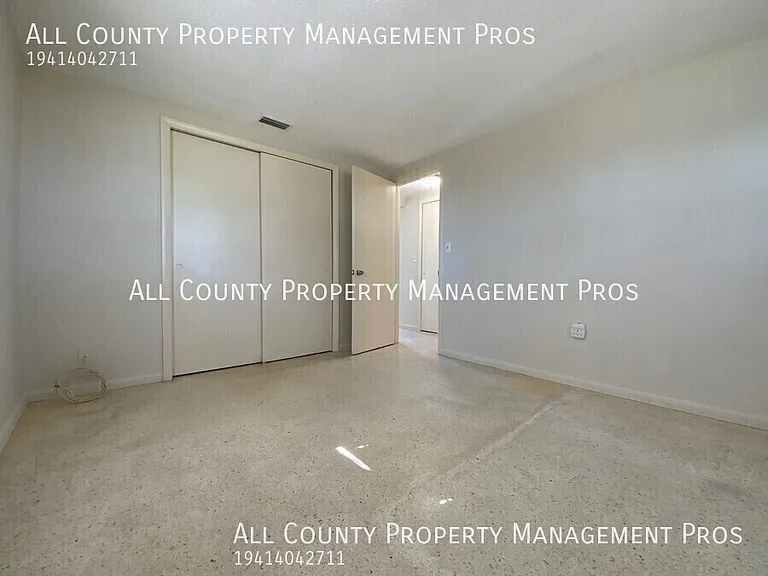 5827 Nutmeg Ave — Photo 8