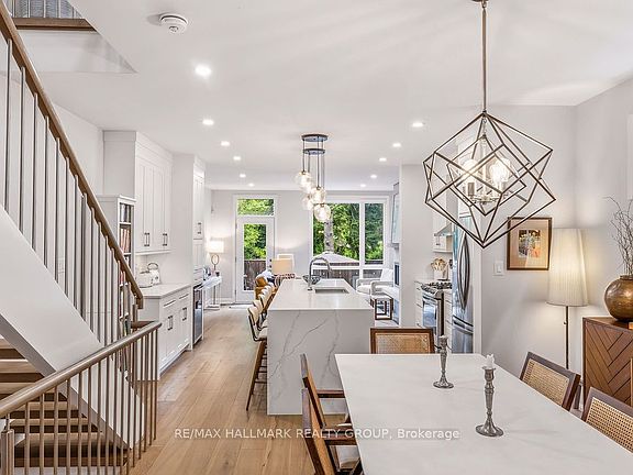 5th image of 155A Buell St