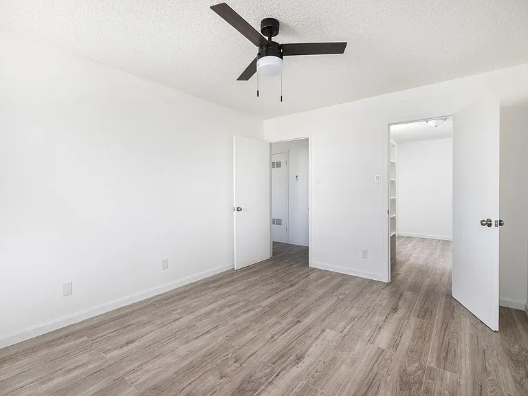 1201 N St Vrain Street — Photo 8