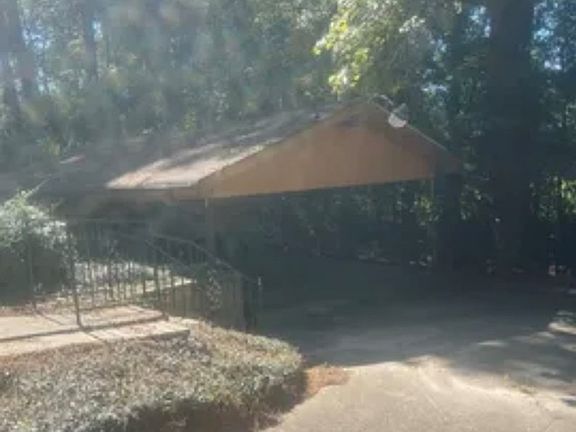 5th image of 3844 Millsaps Dr