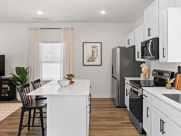 7th image of this home