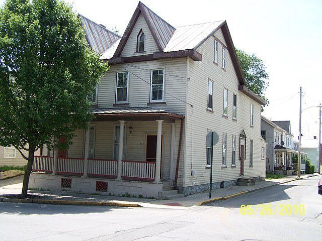 2nd image of 323 & 325 W Race St