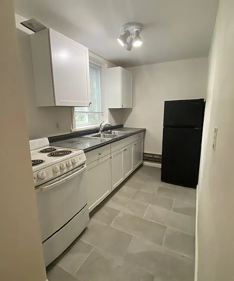 605 W Hoover Ave #1 — Photo 5