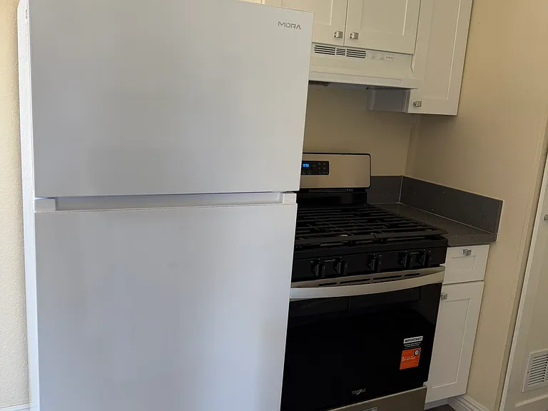 Villa Del Sol Apartments — Photo 17
