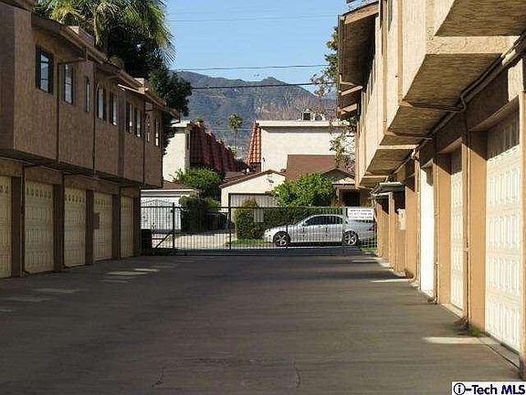3rd image of 630 E Acacia Ave APT 11