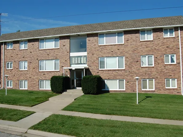 401 N 57th St, 401 N 57th St APT 10, Lincoln, NE 68505