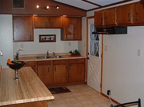 4th image of 411 Welcome Ave