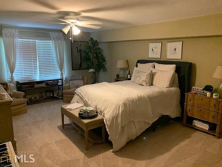 1019 Crane Rd NE — Photo 25