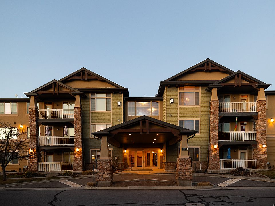 1st image of 602 S Edgewood Dr Unit 112