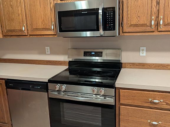 5th image of 3490 Scotland Rd