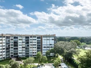 1000 Saint Charles Pl APT 522, Hollywood, FL 33026