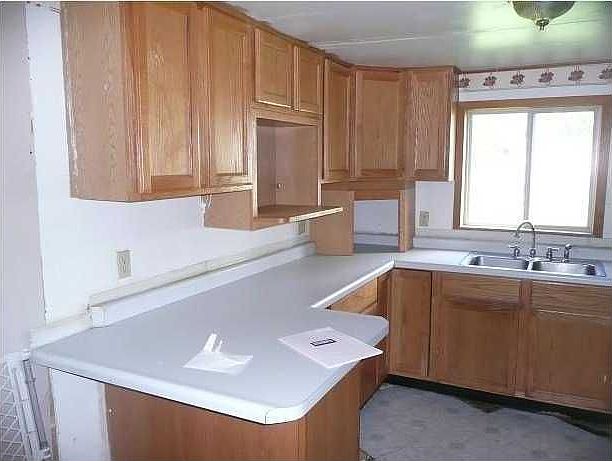 2nd image of 49 Carrie St