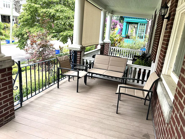 506 W Harvey St #1 — Photo 2