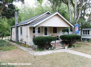 1056 Dick Ave NW, Grand Rapids, MI 49504