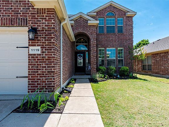 3rd image of 1119 Bexar Ave