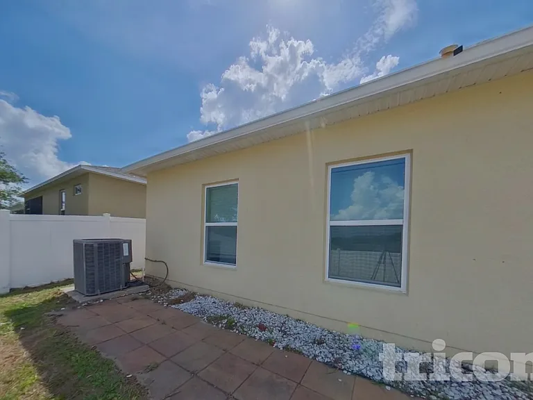 417 Kestrel Dr — Photo 17