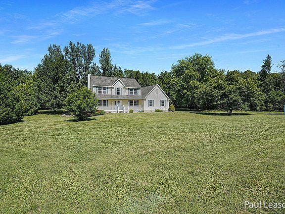 5th image of 6879 Sunrise Meadow Dr NE